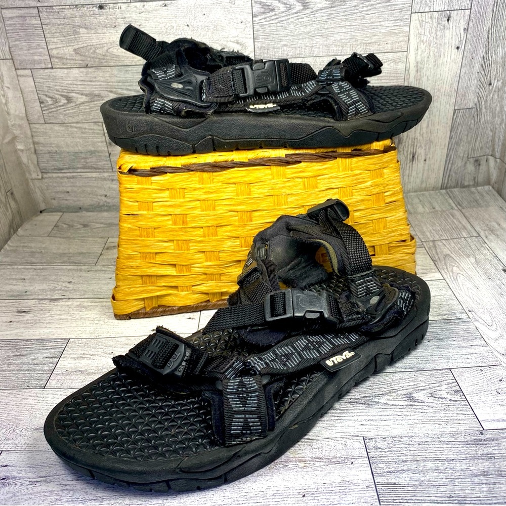 Tech sandal